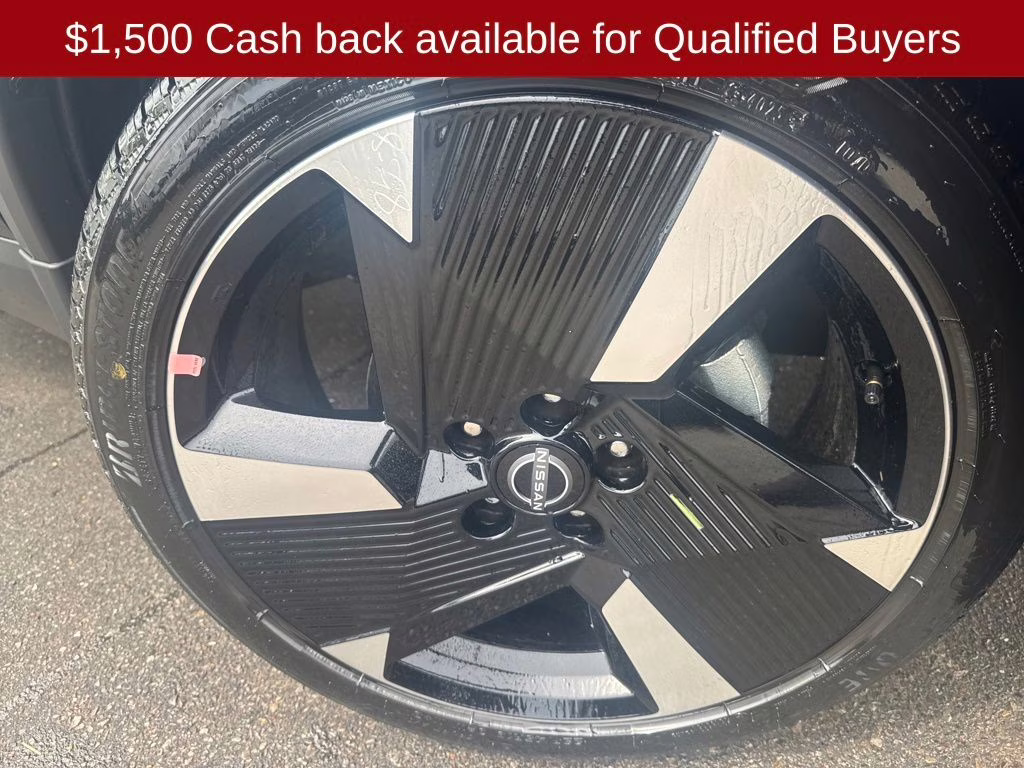 2026 Super Black Nissan Kicks SR FWD SUV