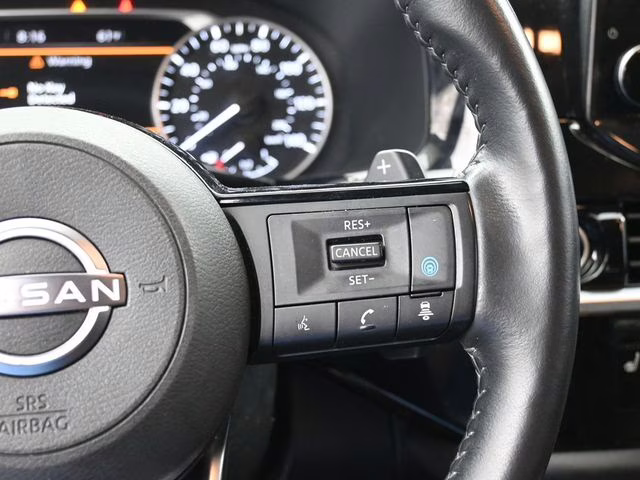 2024 Solid Gray/Super Black Nissan Pathfinder SL 4X4 SUV