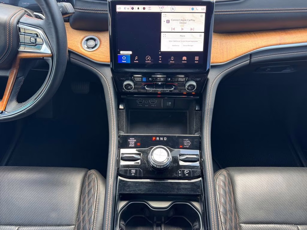 2021 Bright White Clearcoat Jeep Grand Cherokee L Summit 4X4 SUV