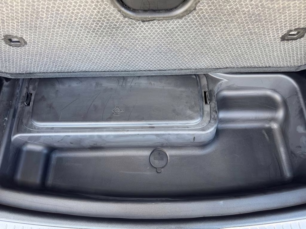 2021 Bright White Clearcoat Jeep Grand Cherokee L Summit 4X4 SUV