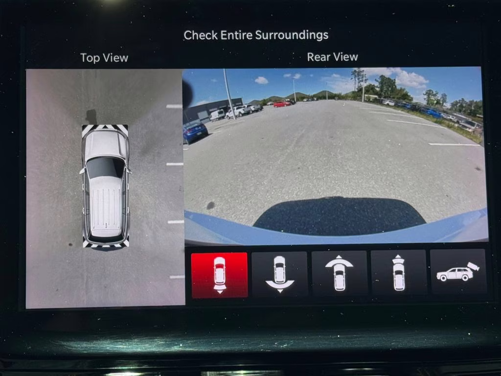 2021 Bright White Clearcoat Jeep Grand Cherokee L Summit 4X4 SUV