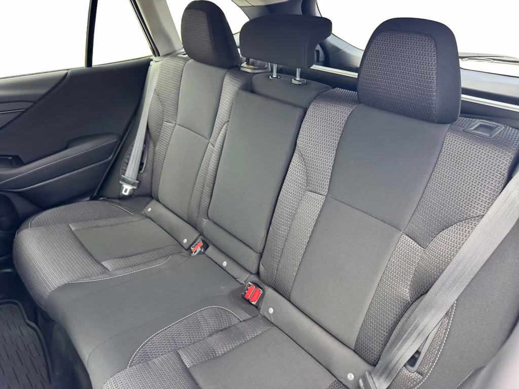 2024 Crystal Black Silica Subaru Outback Premium AWD SUV