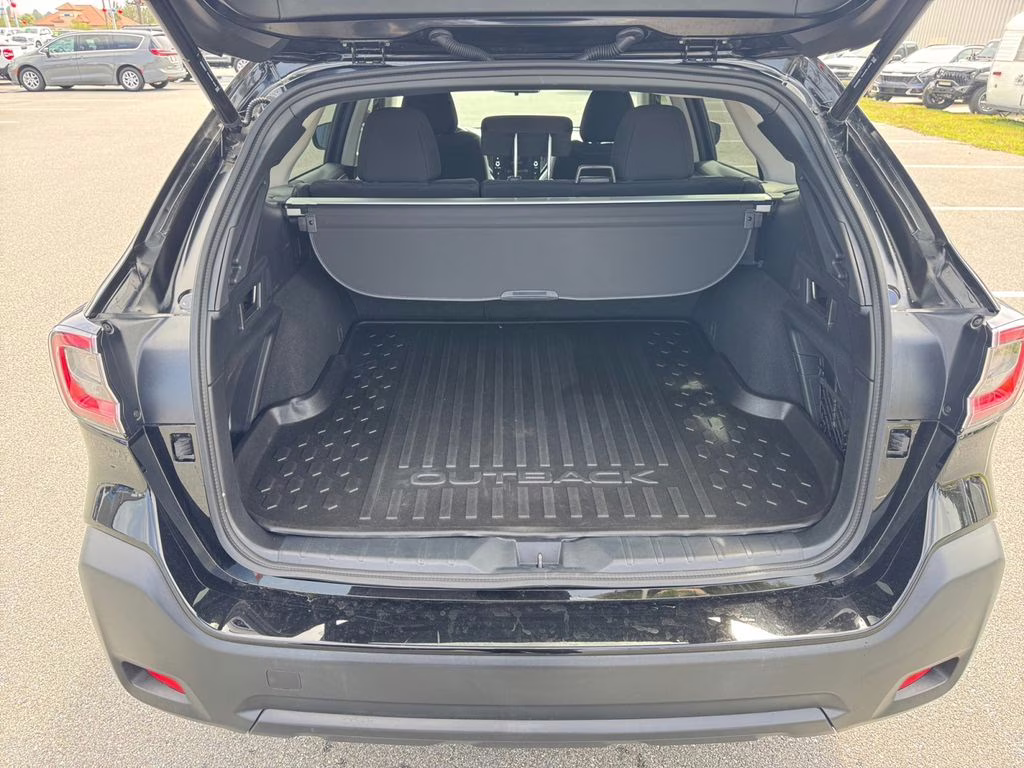 2024 Crystal Black Silica Subaru Outback Premium AWD SUV