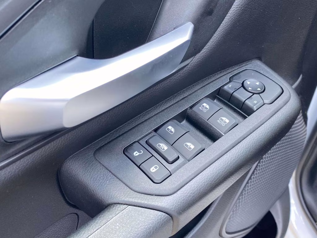 2026 Bright White Clearcoat Ram 1500 Express 4X4 Truck