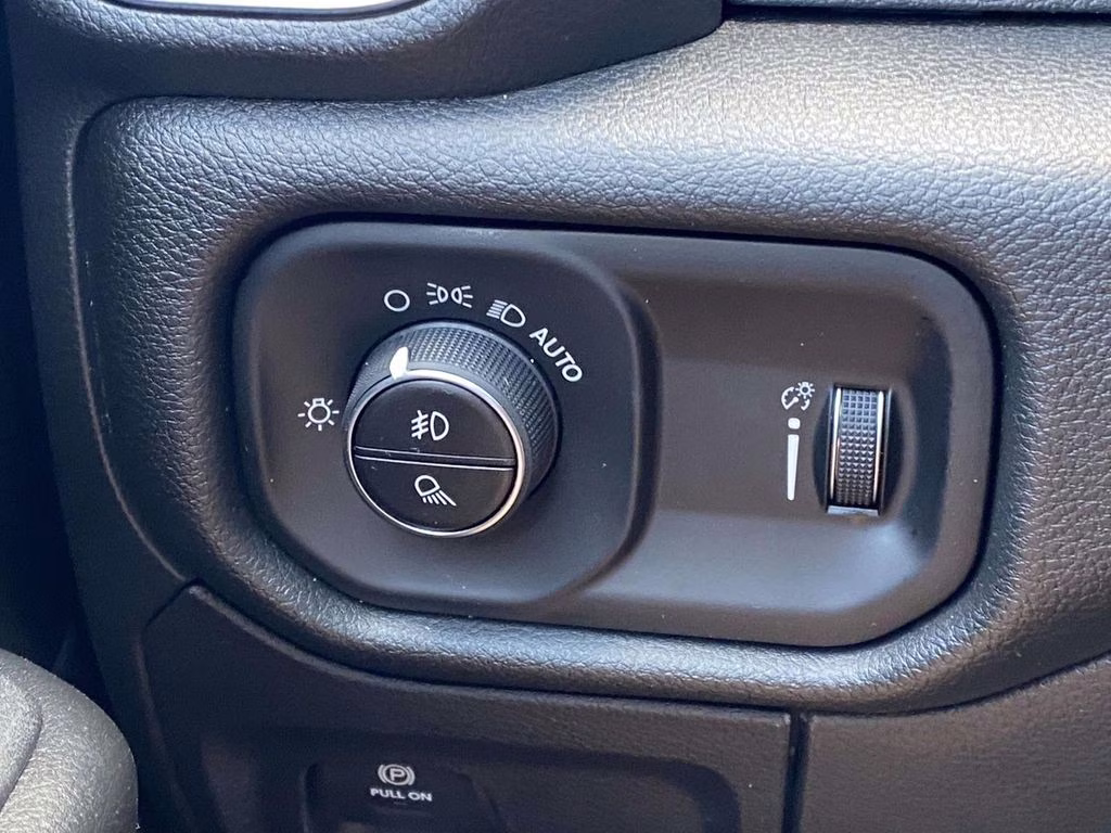 2026 Bright White Clearcoat Ram 1500 Express 4X4 Truck