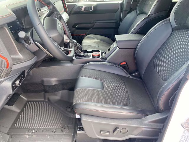 2026 Oxford White Ford Bronco Raptor 4X4 SUV