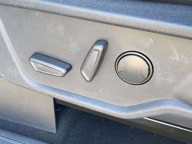 2026 Wimbledon White Ford Bronco Outer Banks 4X4 SUV