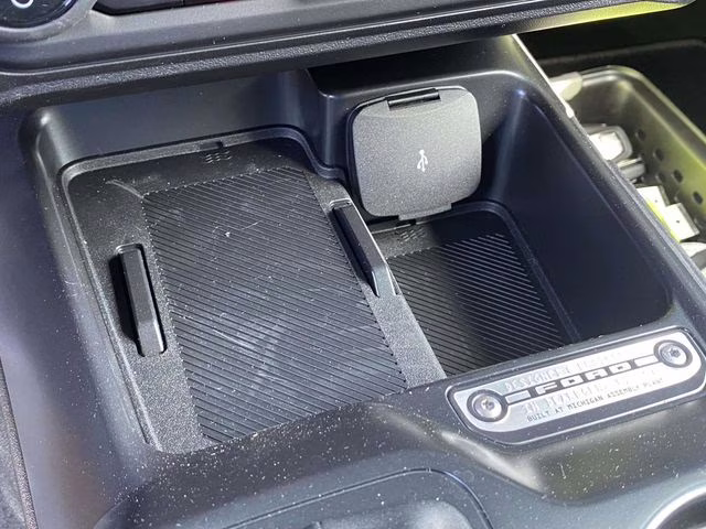 2026 Oxford White Ford Bronco Outer Banks 4X4 SUV