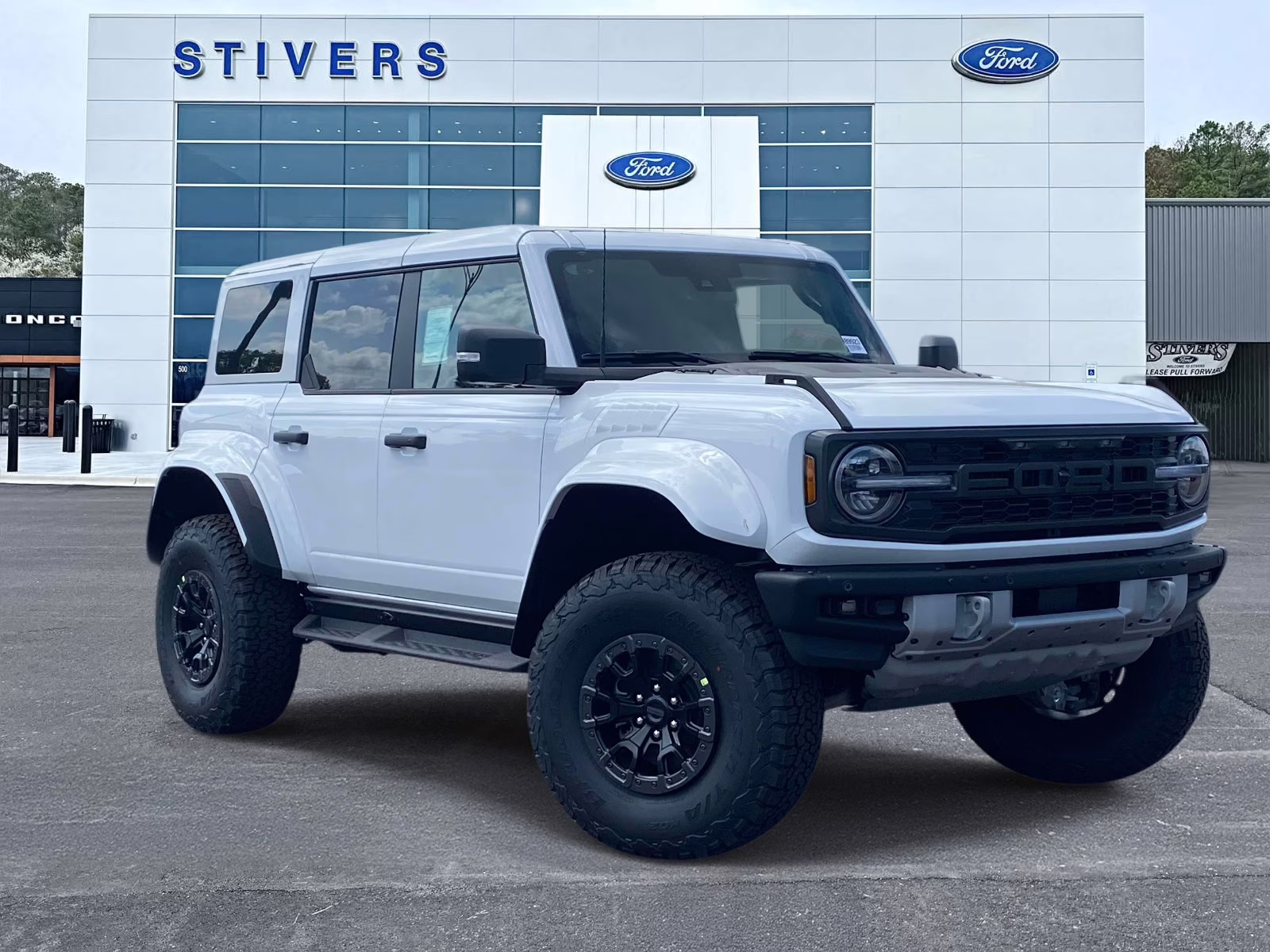 2026 Oxford White Ford Bronco Raptor 4X4 SUV