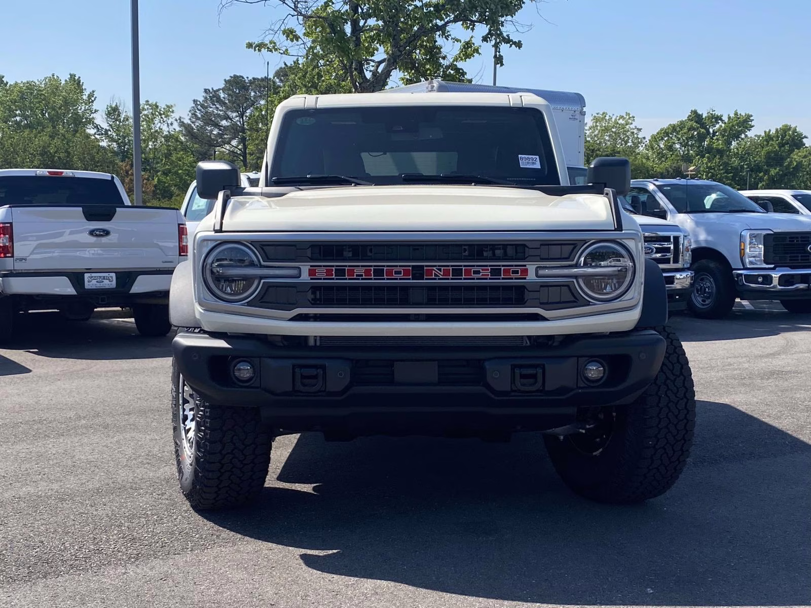 2026 Wimbledon White Ford Bronco Outer Banks 4X4 SUV