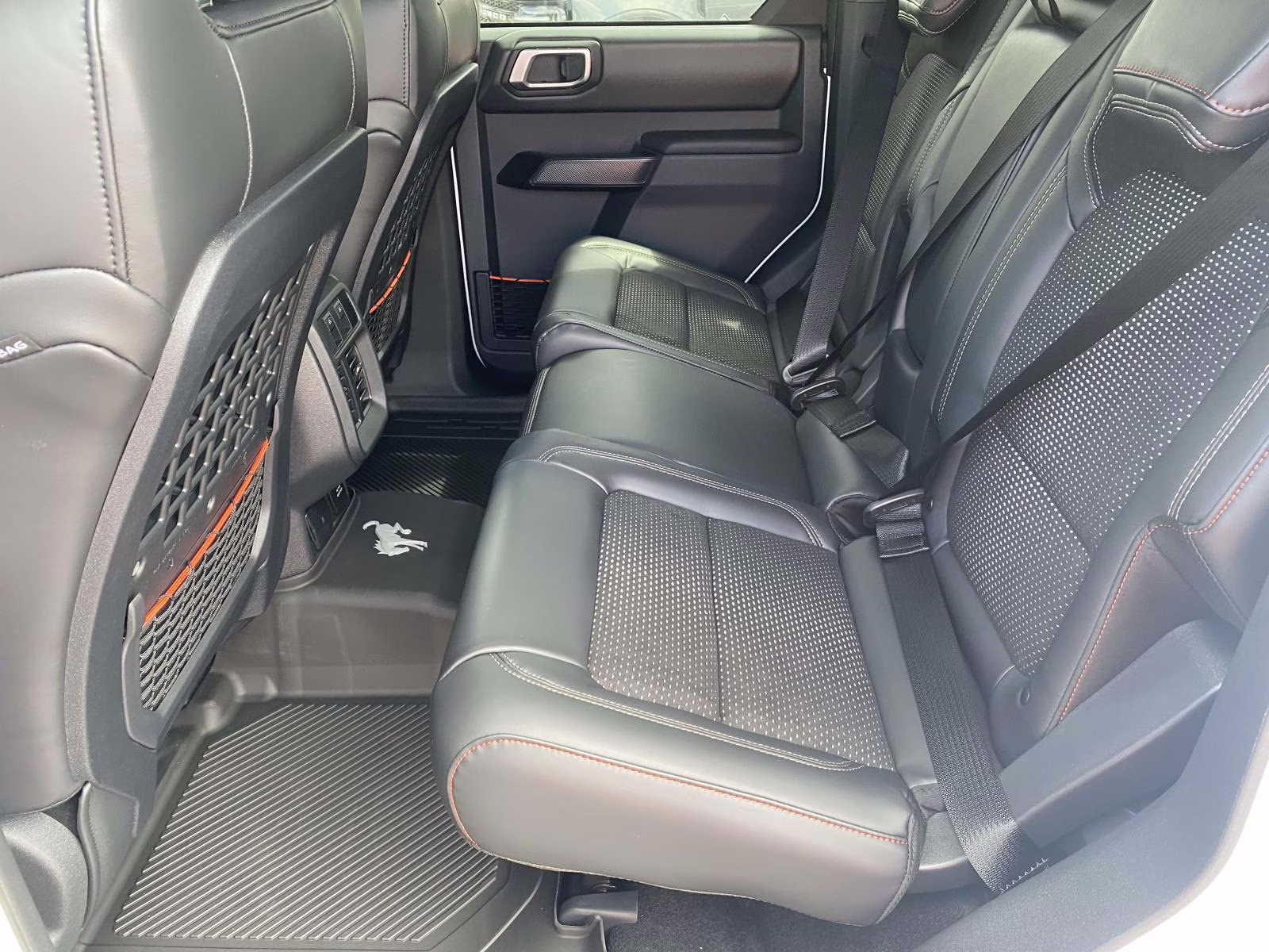 2026 Oxford White Ford Bronco Raptor 4X4 SUV