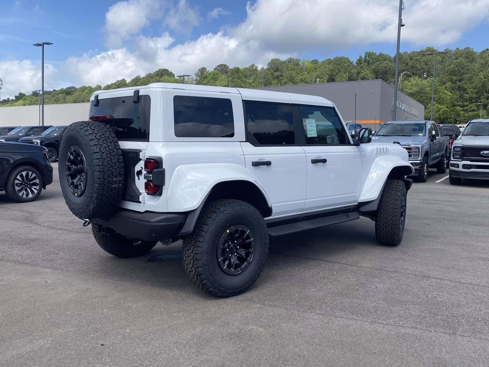 2026 Oxford White Ford Bronco Raptor 4X4 SUV