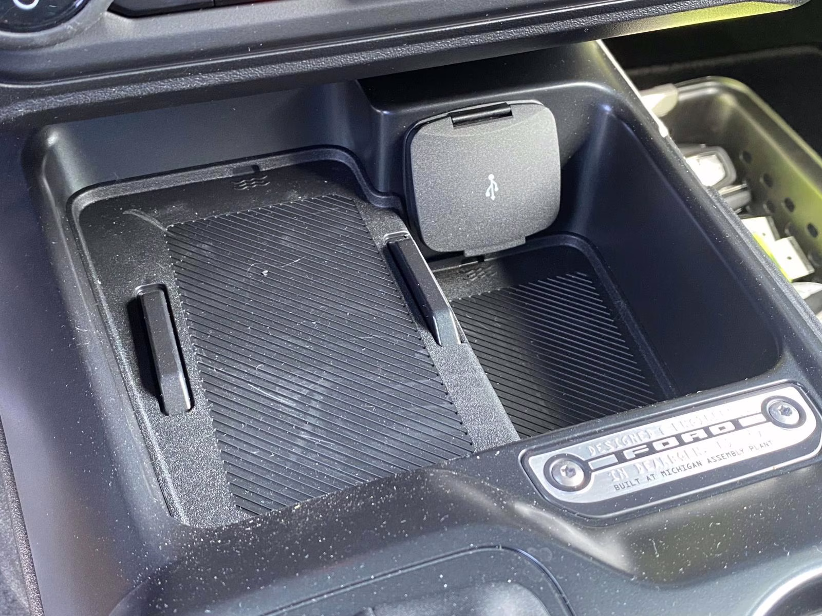 2026 Oxford White Ford Bronco Outer Banks 4X4 SUV