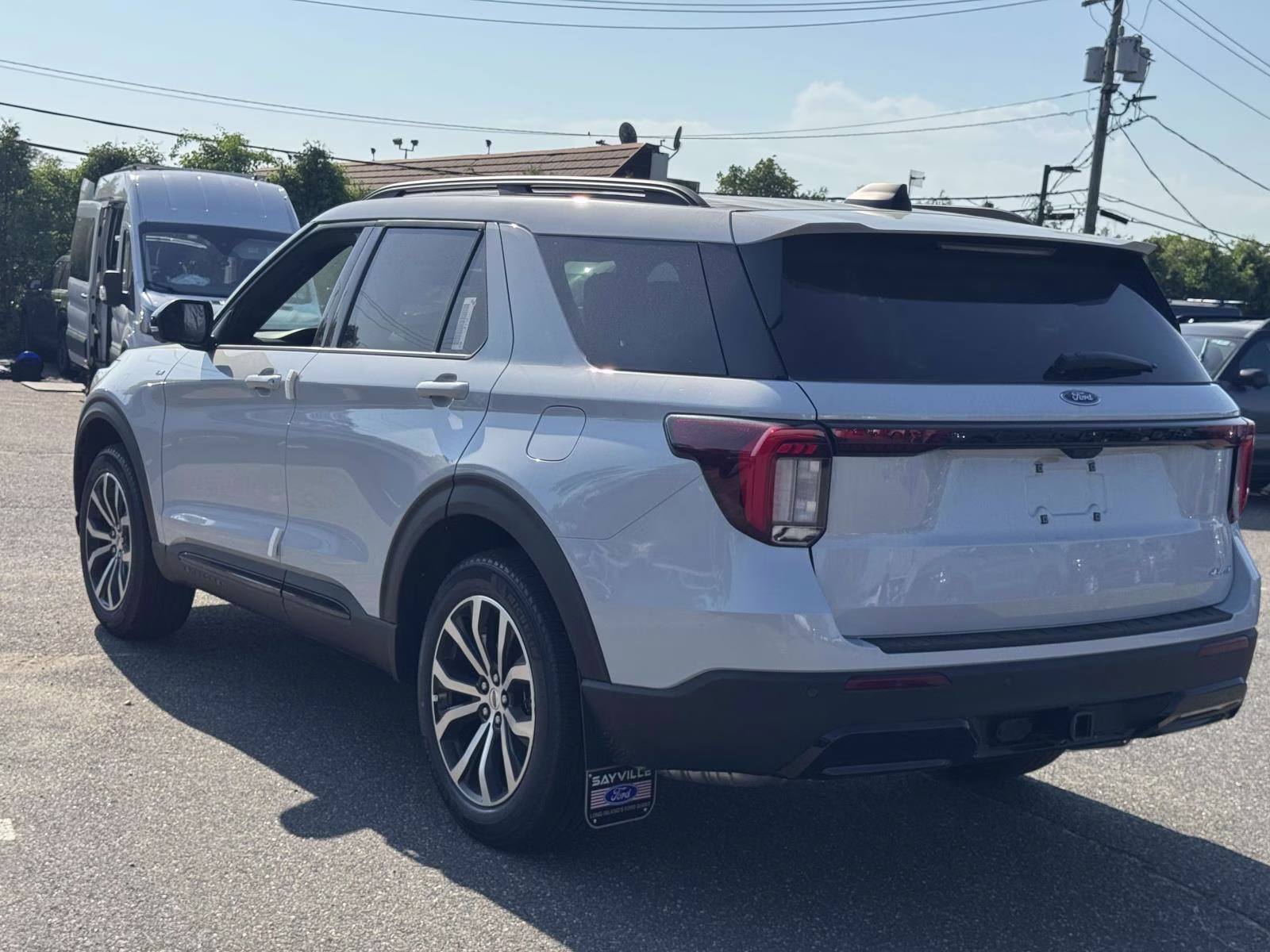 2026 Space White Metallic Ford Explorer ST-Line 4WD 4X4 SUV