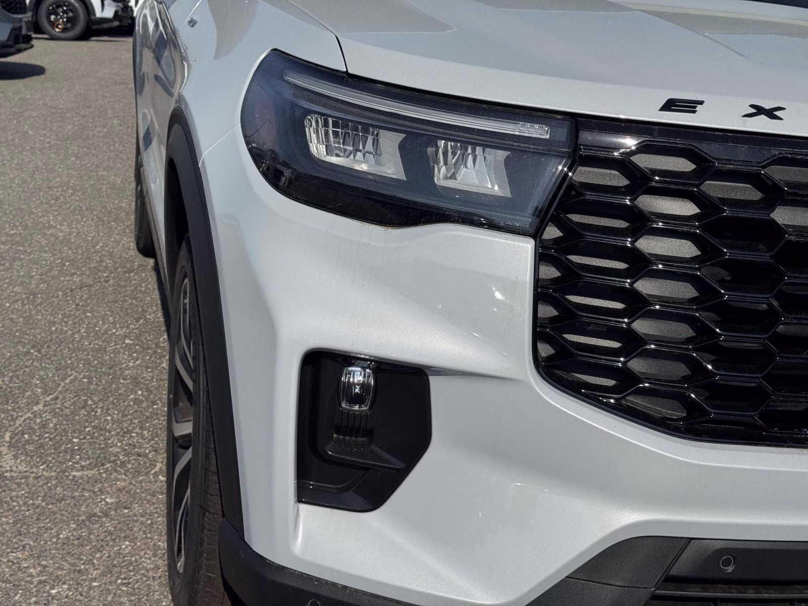 2026 Space White Metallic Ford Explorer ST-Line 4WD 4X4 SUV