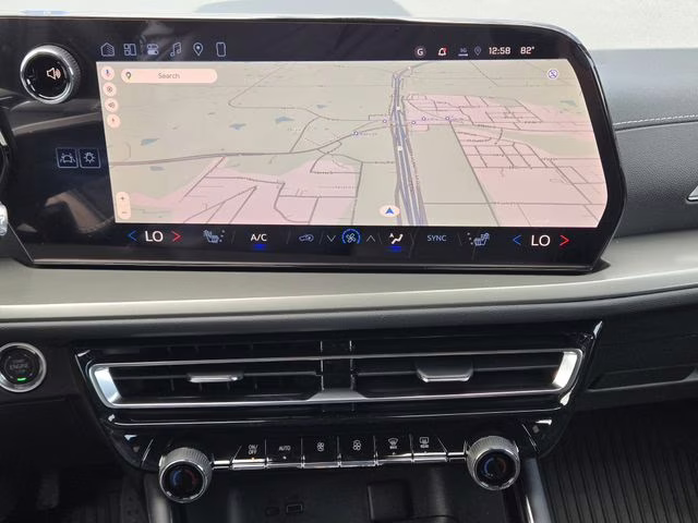 2026 Mosaic Black Metallic Chevrolet Traverse LT FWD SUV