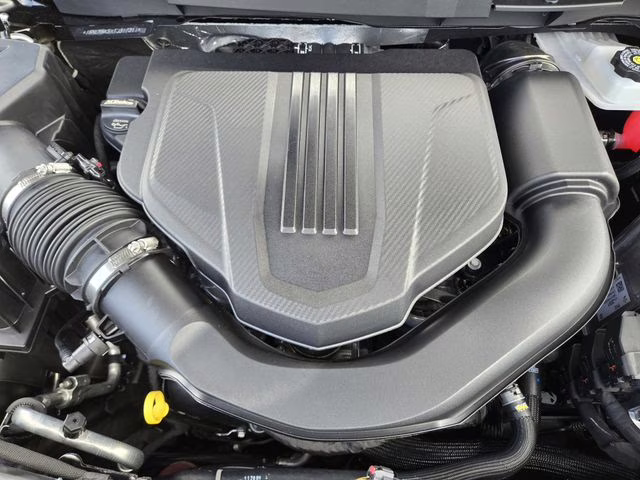 2026 Mosaic Black Metallic Chevrolet Traverse LT FWD SUV