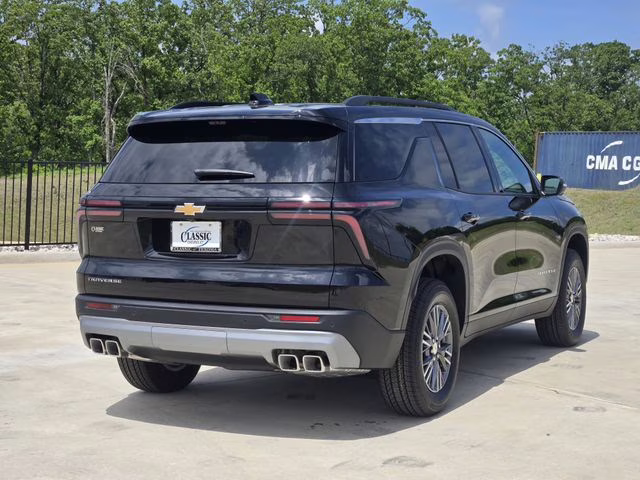 2026 Mosaic Black Metallic Chevrolet Traverse LT FWD SUV
