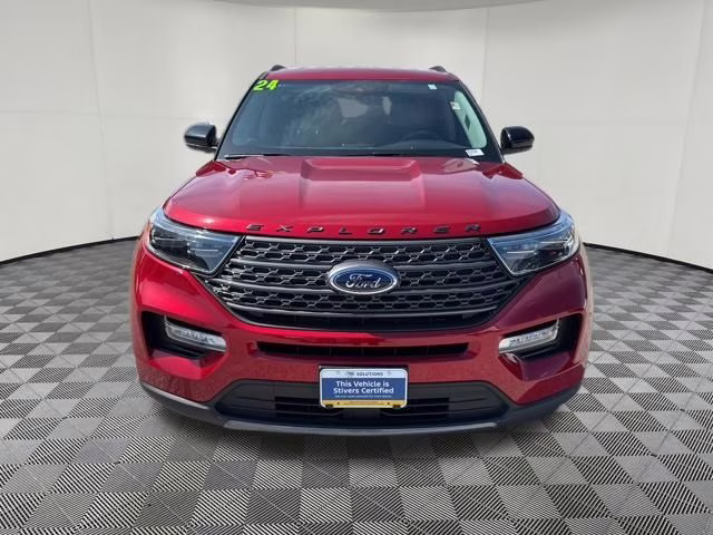 2024 Red Metallic Ford Explorer XLT 4X4 SUV