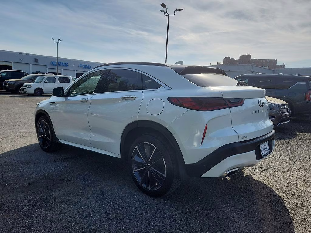 2023 Radiant White INFINITI QX55 LUXE AWD SUV