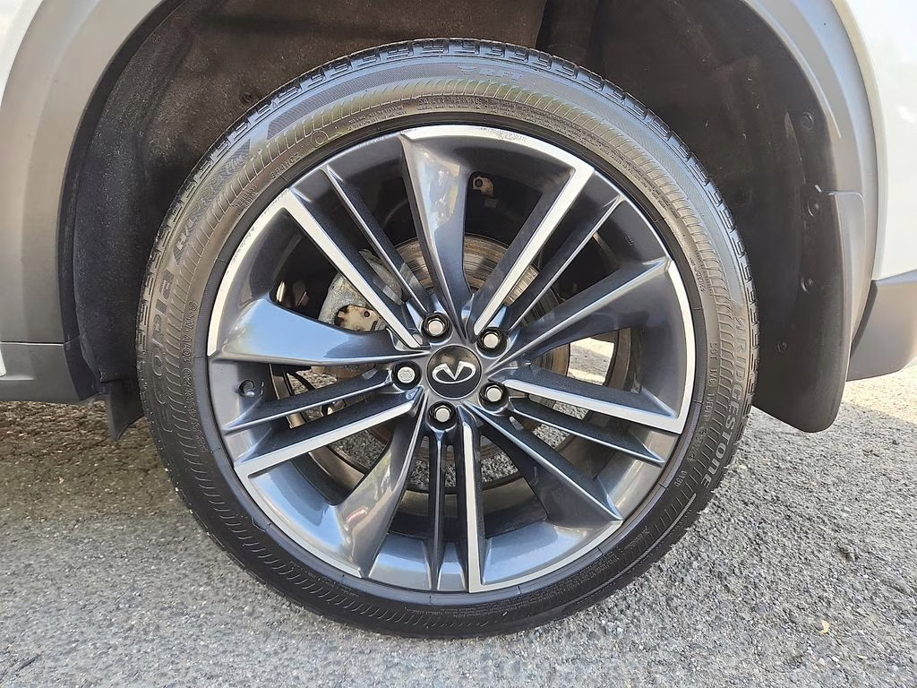 2023 Radiant White INFINITI QX55 LUXE AWD SUV