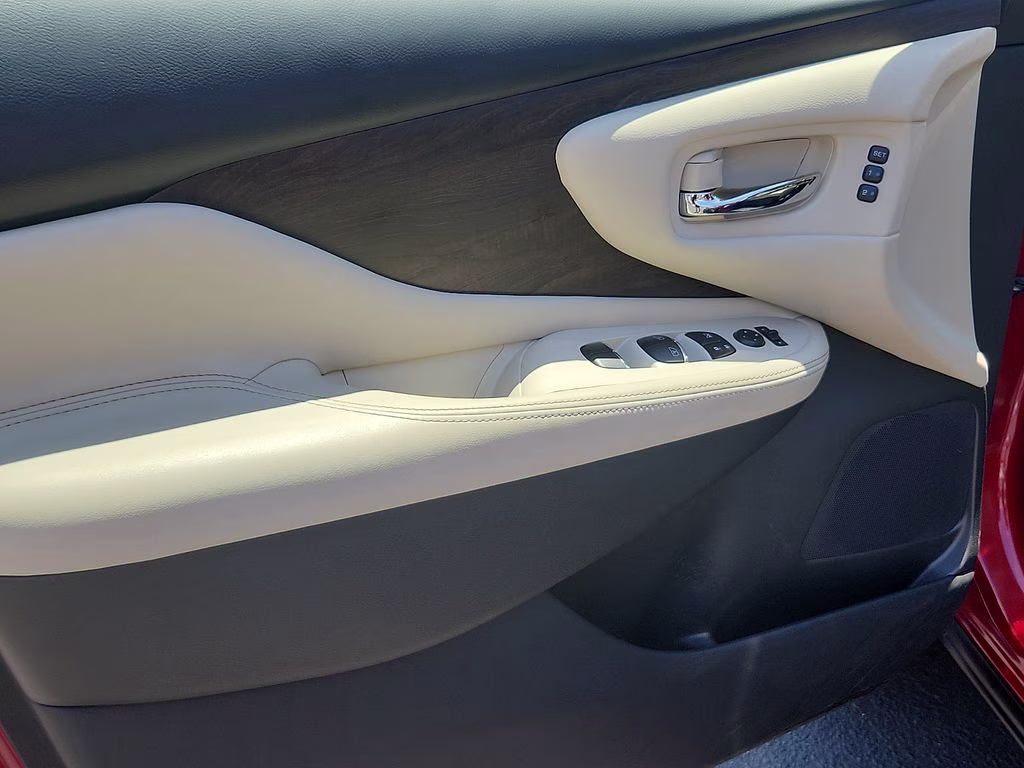 2023 Scarlet Ember Tintcoat Nissan Murano Platinum AWD SUV