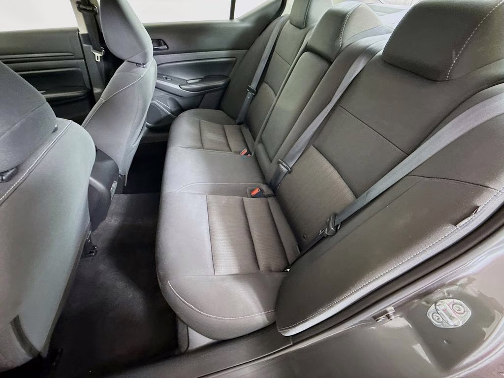 2024 Gun Metallic Nissan Altima 2.5 SV FWD Sedan