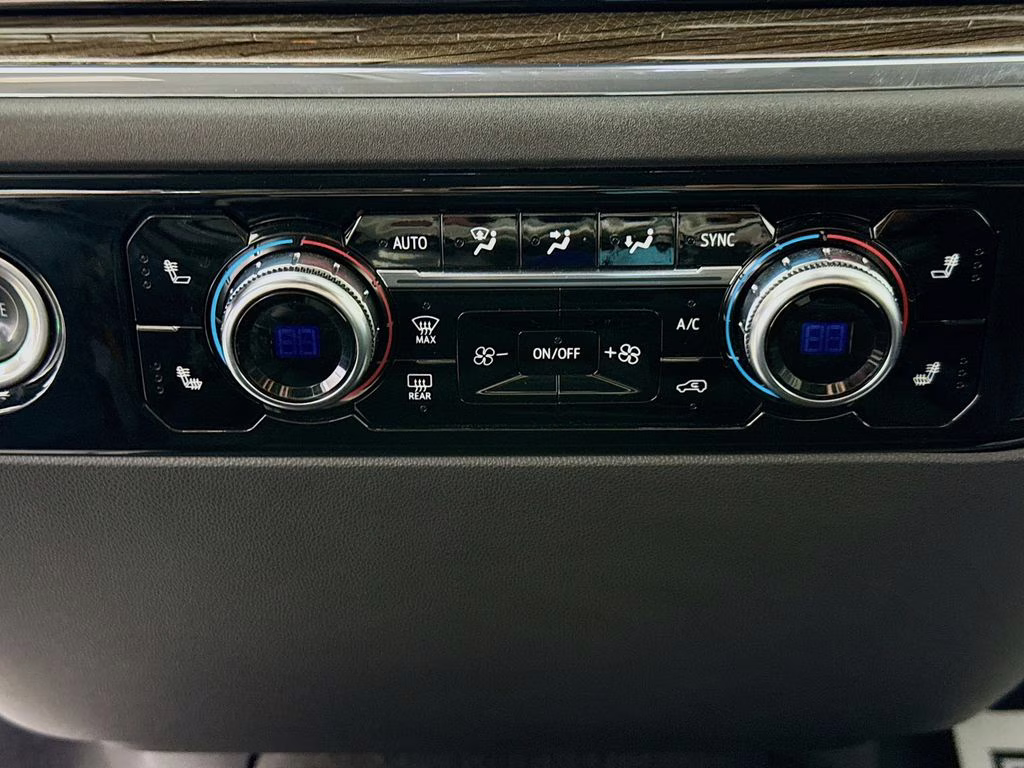 2024 Thunderstorm Gray GMC Sierra 1500 Elevation 4X4 Truck