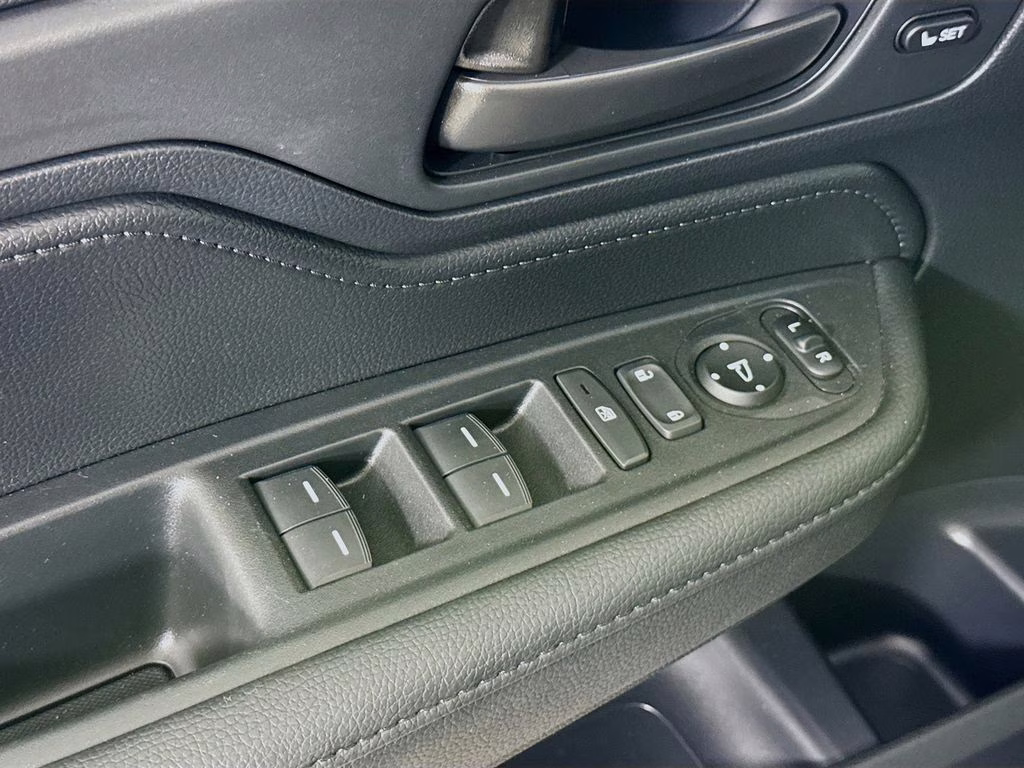 2025 Black Honda Odyssey EX-L FWD Van