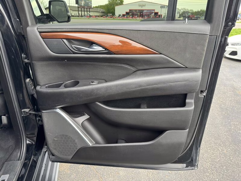 2019 Black Raven Cadillac Escalade ESV Luxury 4X4 SUV