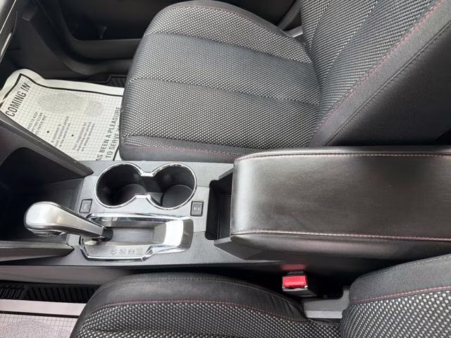 2015 Silver Ice Metallic Chevrolet Equinox LT AWD SUV