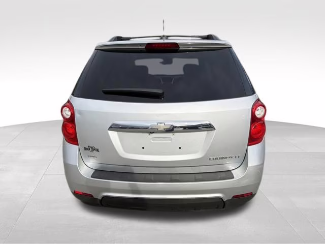 2015 Silver Ice Metallic Chevrolet Equinox LT AWD SUV