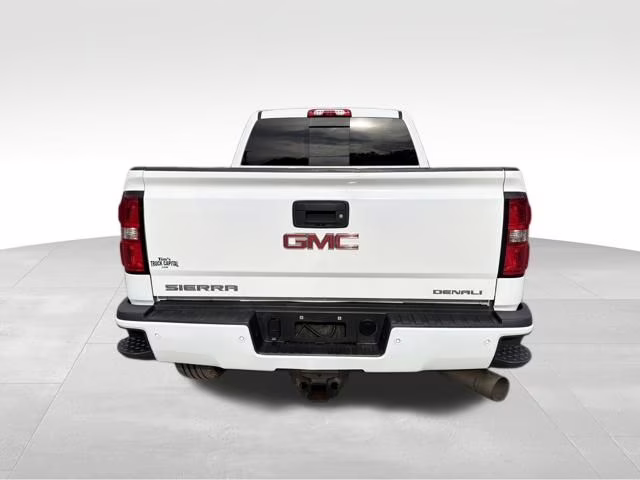 2016 Summit White GMC Sierra 2500HD Denali 4X4 Truck