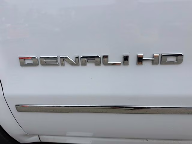 2016 Summit White GMC Sierra 2500HD Denali 4X4 Truck