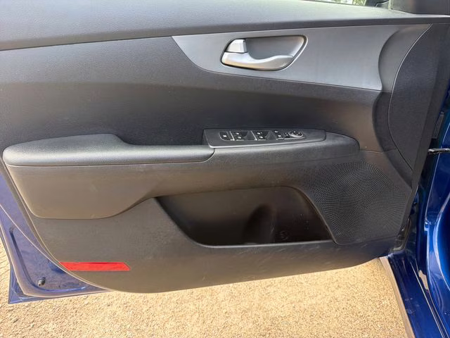 2019 Deep Sea Blue Kia Forte LXS FWD Sedan