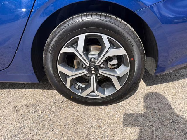 2019 Deep Sea Blue Kia Forte LXS FWD Sedan