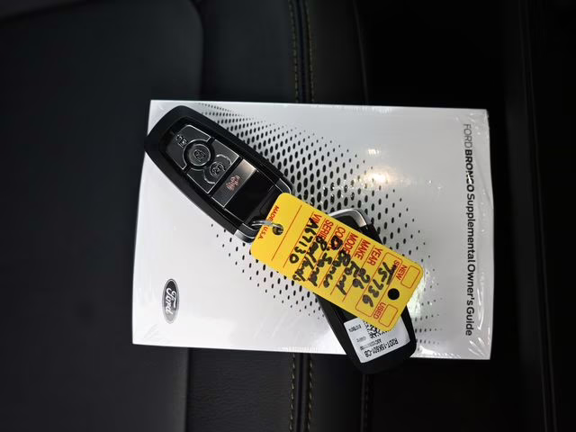 2026 Beige Ford Bronco Badlands 4X4 SUV