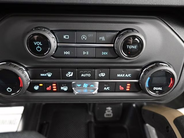 2026 Beige Ford Bronco Badlands 4X4 SUV