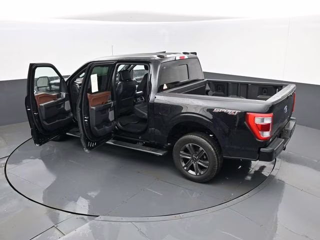 2023 Black Ford F-150 Lariat 4X4 Truck