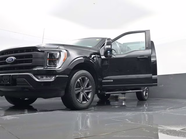 2023 Black Ford F-150 Lariat 4X4 Truck