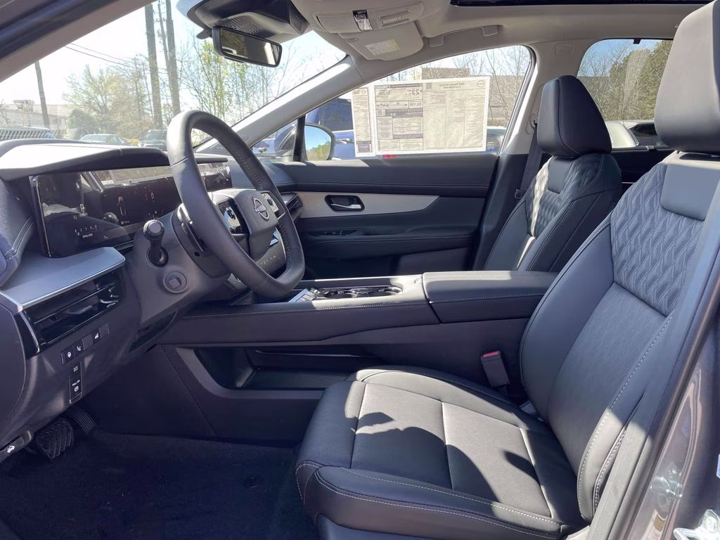 2026 Gun Metallic Nissan Murano Platinum AWD SUV