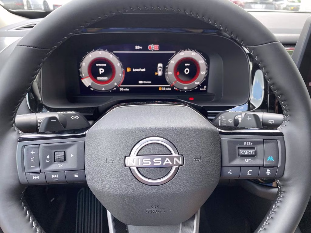 2026 Everest White Pearl Tricoat Nissan Pathfinder SL FWD SUV