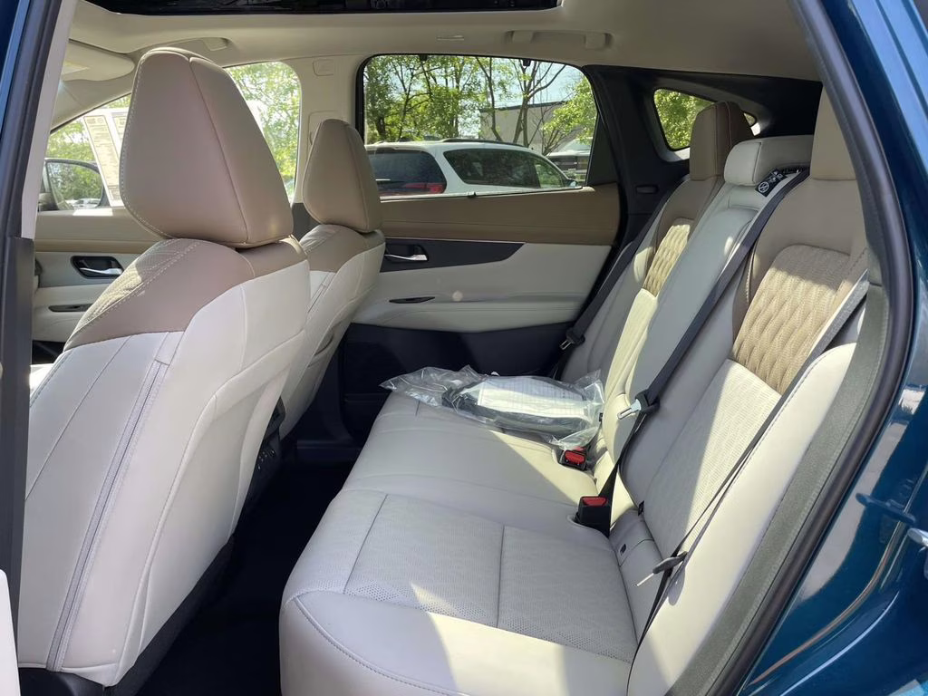 2026 Aurora Blue/Super Black Nissan Murano Platinum AWD SUV