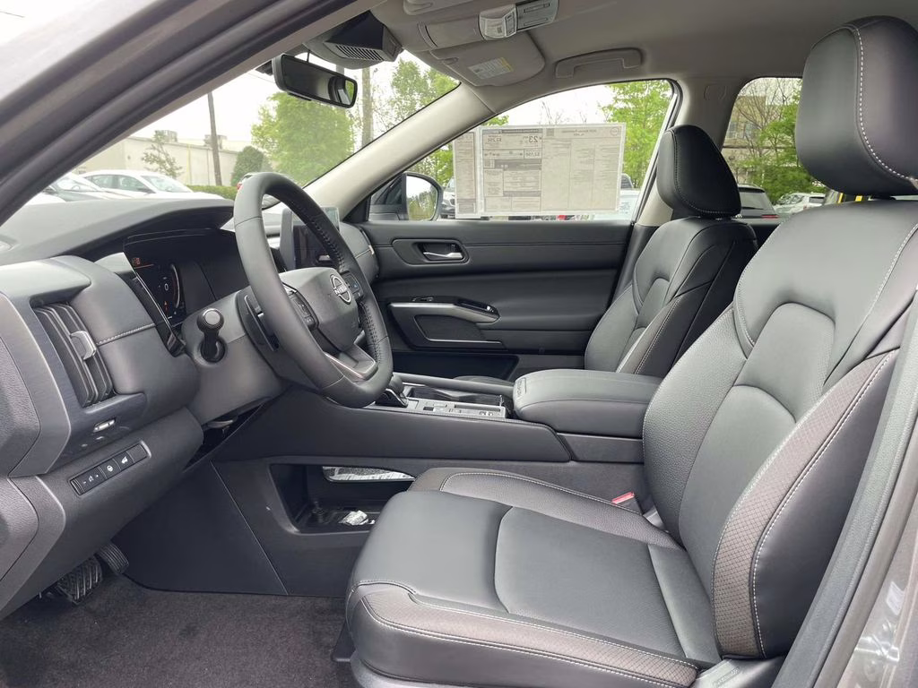 2026 Gun Metallic Nissan Pathfinder SL FWD SUV