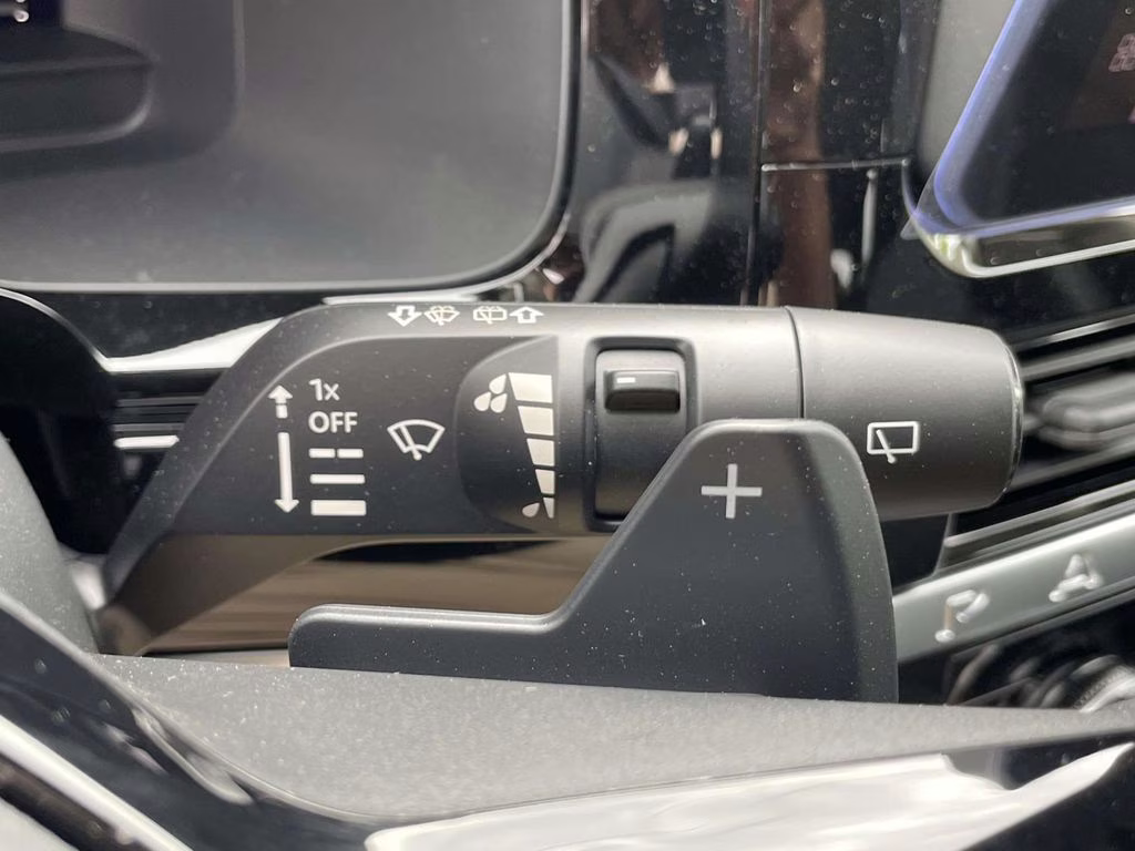 2026 Gun Metallic Nissan Pathfinder SL FWD SUV