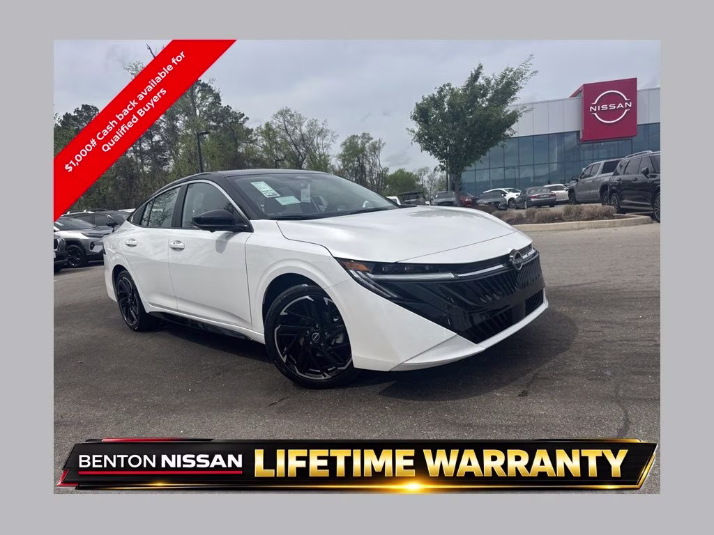 2026 Aspen White/Super Black Nissan Sentra SR FWD Sedan