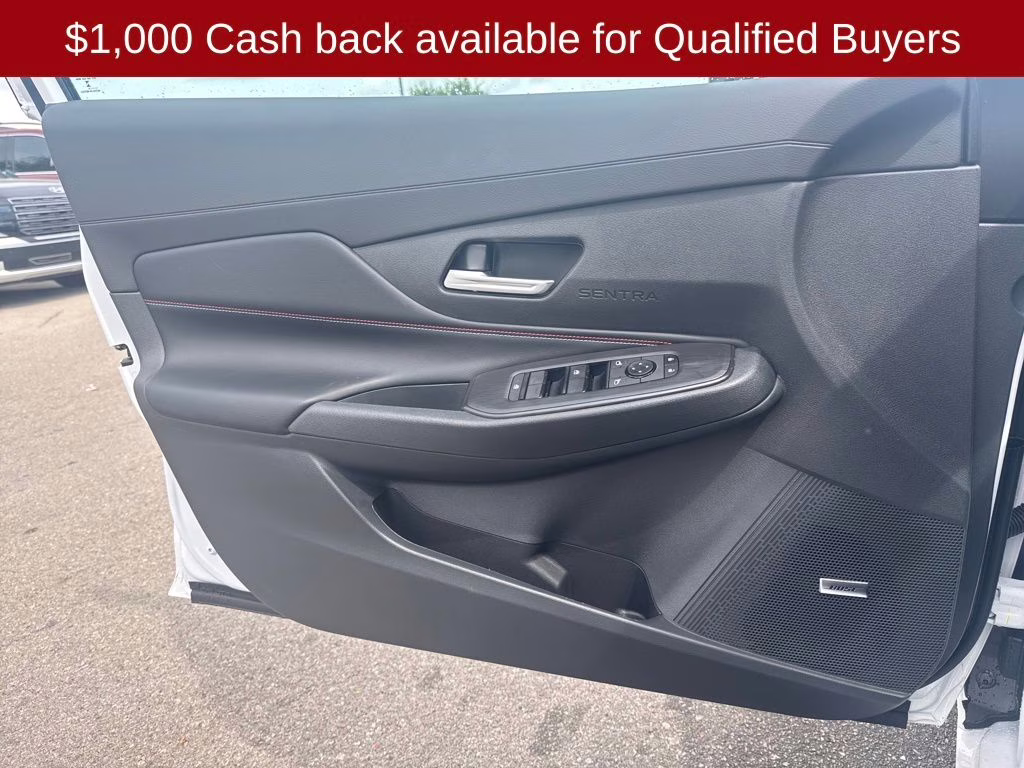 2026 Aspen White/Super Black Nissan Sentra SR FWD Sedan