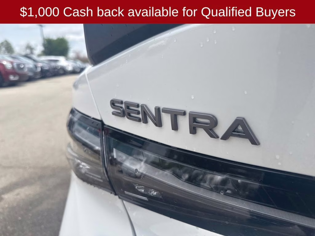 2026 Aspen White/Super Black Nissan Sentra SR FWD Sedan