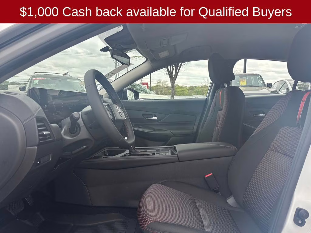 2026 Aspen White/Super Black Nissan Sentra SR FWD Sedan