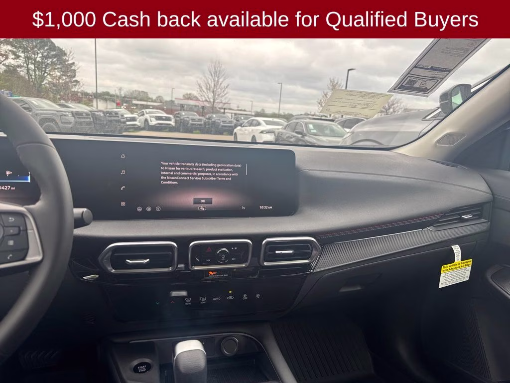 2026 Aspen White/Super Black Nissan Sentra SR FWD Sedan